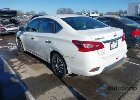 2017 Nissan Sentra S z USA, uszkodzony, nr VIN 3N1AB7AP0HY226529
